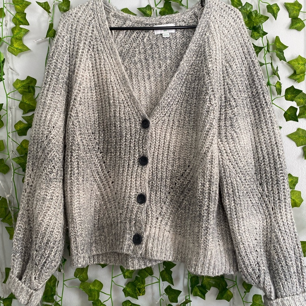 Women’s Grey Sweater